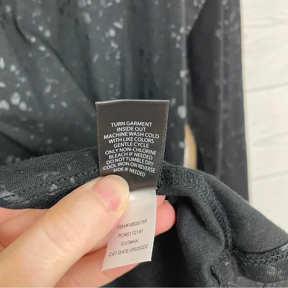 Torrid LoveSick Super Soft Slub Distressed Long Sleeve Top Size 1X - Picture 5 of 11